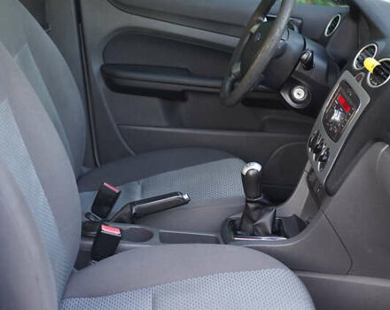 Форд Фокус 2007 в Киеве на Automoto.ua Серый Форд Фокус, объемом двигателя 1.6 л и пробегом 248 тыс. км за 4500 $, фото 17 на Automoto.ua