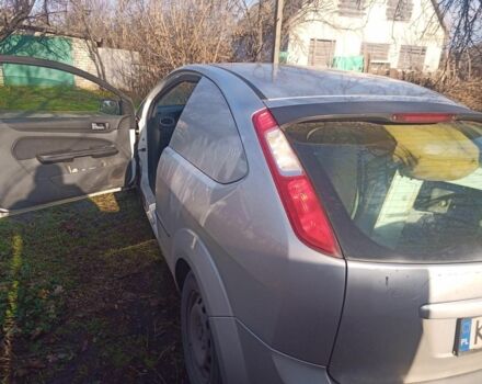 Серый Форд Фокус, объемом двигателя 1.6 л и пробегом 437 тыс. км за 1182 $, фото 2 на Automoto.ua