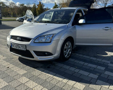 Серый Форд Фокус, объемом двигателя 2 л и пробегом 328 тыс. км за 4300 $, фото 11 на Automoto.ua