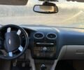 Сірий Форд Фокус, об'ємом двигуна 2 л та пробігом 272 тис. км за 5000 $, фото 6 на Automoto.ua