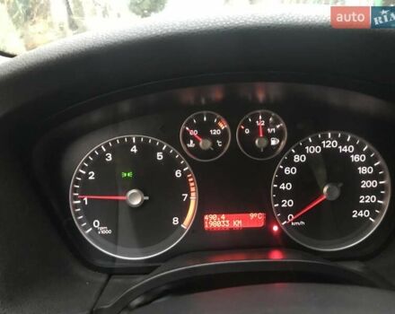 Серый Форд Фокус, объемом двигателя 1.6 л и пробегом 198 тыс. км за 4200 $, фото 5 на Automoto.ua