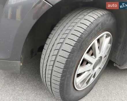 Серый Форд Фокус, объемом двигателя 1.8 л и пробегом 399 тыс. км за 4500 $, фото 7 на Automoto.ua