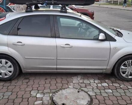 Сірий Форд Фокус, об'ємом двигуна 1.6 л та пробігом 360 тис. км за 3900 $, фото 19 на Automoto.ua