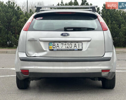 Серый Форд Фокус, объемом двигателя 1.6 л и пробегом 251 тыс. км за 4500 $, фото 11 на Automoto.ua