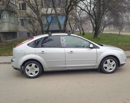 Серый Форд Фокус, объемом двигателя 1.6 л и пробегом 272 тыс. км за 5100 $, фото 6 на Automoto.ua