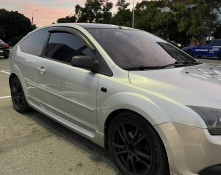 Серый Форд Фокус, объемом двигателя 1.6 л и пробегом 340 тыс. км за 4350 $, фото 6 на Automoto.ua