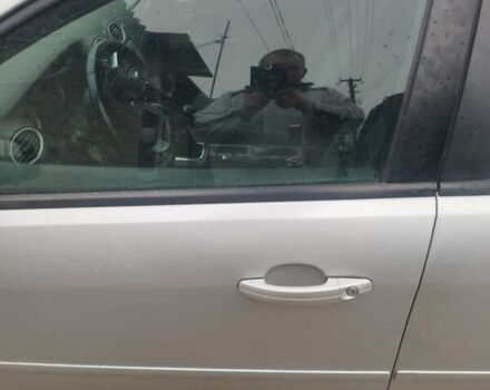 Серый Форд Фокус, объемом двигателя 1.6 л и пробегом 170 тыс. км за 5300 $, фото 7 на Automoto.ua