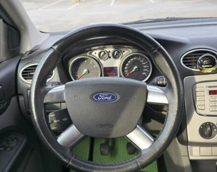 Форд Фокус 2008 у Києві на Automoto.ua Сірий Форд Фокус, об'ємом двигуна 1.6 л та пробігом 255 тис. км за 4900 $, фото 26 на Automoto.ua