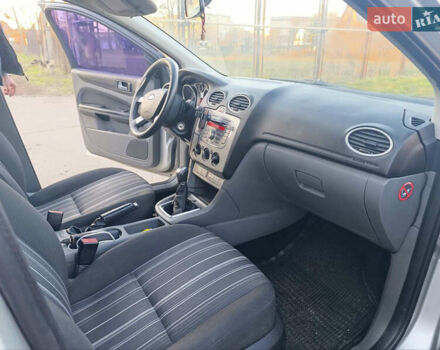 Форд Фокус 2008 в Сквира на Automoto.ua Серый Форд Фокус, объемом двигателя 1.6 л и пробегом 273 тыс. км за 4200 $, фото 14 на Automoto.ua