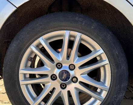 Серый Форд Фокус, объемом двигателя 1.6 л и пробегом 240 тыс. км за 5000 $, фото 11 на Automoto.ua