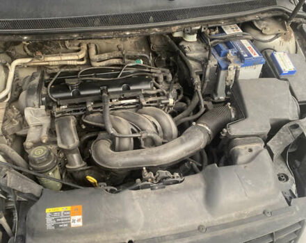 Серый Форд Фокус, объемом двигателя 1.6 л и пробегом 260 тыс. км за 4200 $, фото 46 на Automoto.ua