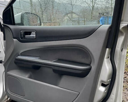 Серый Форд Фокус, объемом двигателя 1.6 л и пробегом 240 тыс. км за 5000 $, фото 27 на Automoto.ua