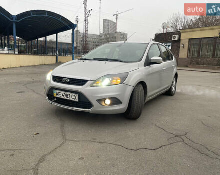 Сірий Форд Фокус, об'ємом двигуна 1.6 л та пробігом 372 тис. км за 5100 $, фото 8 на Automoto.ua