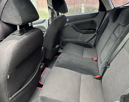 Серый Форд Фокус, объемом двигателя 1.6 л и пробегом 240 тыс. км за 5000 $, фото 34 на Automoto.ua