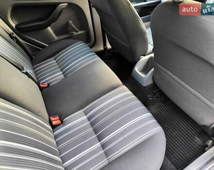 Форд Фокус 2008 в Киеве на Automoto.ua Серый Форд Фокус, объемом двигателя 1.6 л и пробегом 188 тыс. км за 5490 $, фото 59 на Automoto.ua