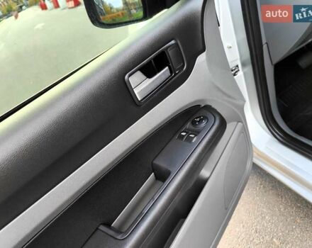 Форд Фокус 2008 в Киеве на Automoto.ua Серый Форд Фокус, объемом двигателя 1.6 л и пробегом 188 тыс. км за 5490 $, фото 34 на Automoto.ua