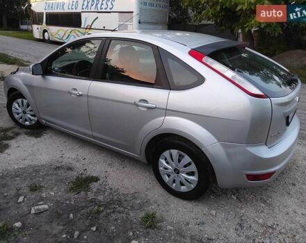 Сірий Форд Фокус, об'ємом двигуна 1.6 л та пробігом 332 тис. км за 5000 $, фото 4 на Automoto.ua