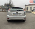 Сірий Форд Фокус, об'ємом двигуна 1.6 л та пробігом 372 тис. км за 5100 $, фото 3 на Automoto.ua