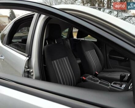 Серый Форд Фокус, объемом двигателя 1.6 л и пробегом 188 тыс. км за 4990 $, фото 29 на Automoto.ua