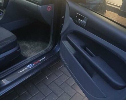 Серый Форд Фокус, объемом двигателя 1.6 л и пробегом 297 тыс. км за 4800 $, фото 8 на Automoto.ua