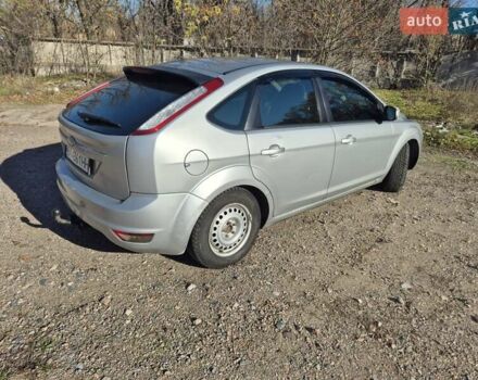 Серый Форд Фокус, объемом двигателя 1.6 л и пробегом 236 тыс. км за 3499 $, фото 8 на Automoto.ua