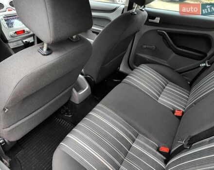 Серый Форд Фокус, объемом двигателя 1.6 л и пробегом 188 тыс. км за 4990 $, фото 43 на Automoto.ua