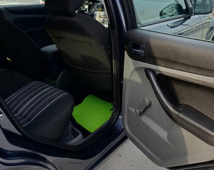 Форд Фокус 2008 у Києві на Automoto.ua Сірий Форд Фокус, об'ємом двигуна 1.6 л та пробігом 255 тис. км за 4900 $, фото 20 на Automoto.ua