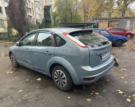 Серый Форд Фокус, объемом двигателя 1.6 л и пробегом 250 тыс. км за 3700 $, фото 7 на Automoto.ua