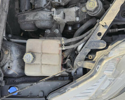 Форд Фокус 2008 у Києві на Automoto.ua Сірий Форд Фокус, об'ємом двигуна 1.6 л та пробігом 255 тис. км за 4900 $, фото 32 на Automoto.ua