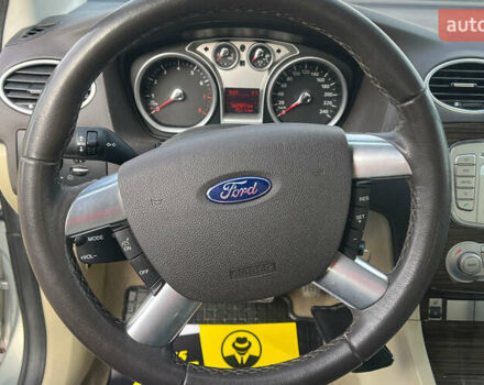 Серый Форд Фокус, объемом двигателя 1.6 л и пробегом 161 тыс. км за 6999 $, фото 10 на Automoto.ua