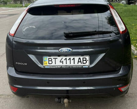 Серый Форд Фокус, объемом двигателя 1.6 л и пробегом 172 тыс. км за 5400 $, фото 4 на Automoto.ua