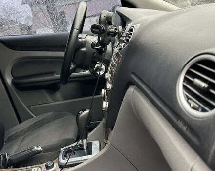 Серый Форд Фокус, объемом двигателя 1.6 л и пробегом 240 тыс. км за 5000 $, фото 28 на Automoto.ua