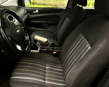 Серый Форд Фокус, объемом двигателя 1.56 л и пробегом 247 тыс. км за 4900 $, фото 9 на Automoto.ua