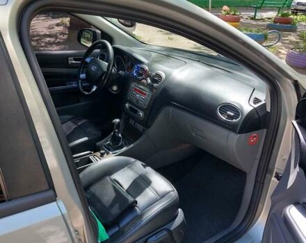 Серый Форд Фокус, объемом двигателя 1.8 л и пробегом 185 тыс. км за 4999 $, фото 8 на Automoto.ua