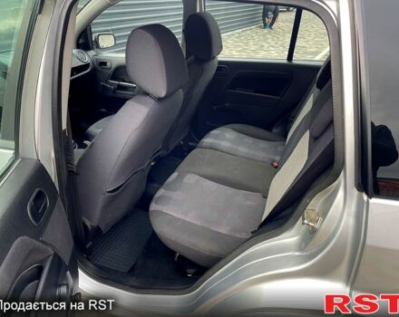 Серый Форд Фокус, объемом двигателя 1.4 л и пробегом 133 тыс. км за 3700 $, фото 8 на Automoto.ua