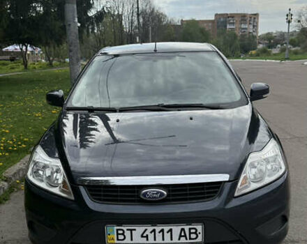 Серый Форд Фокус, объемом двигателя 1.6 л и пробегом 172 тыс. км за 5400 $, фото 1 на Automoto.ua