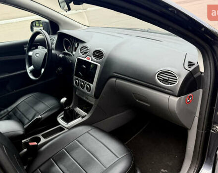 Серый Форд Фокус, объемом двигателя 1.6 л и пробегом 172 тыс. км за 5400 $, фото 9 на Automoto.ua