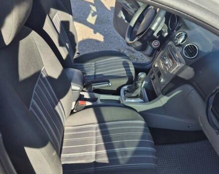 Серый Форд Фокус, объемом двигателя 1.6 л и пробегом 236 тыс. км за 3499 $, фото 4 на Automoto.ua