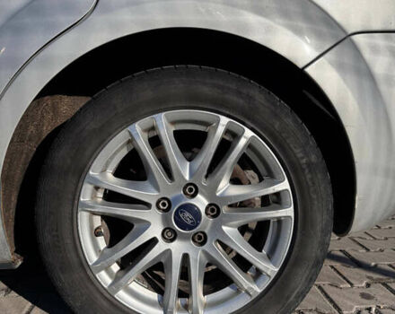 Серый Форд Фокус, объемом двигателя 1.6 л и пробегом 240 тыс. км за 5000 $, фото 12 на Automoto.ua