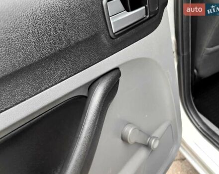 Серый Форд Фокус, объемом двигателя 1.6 л и пробегом 188 тыс. км за 4990 $, фото 41 на Automoto.ua