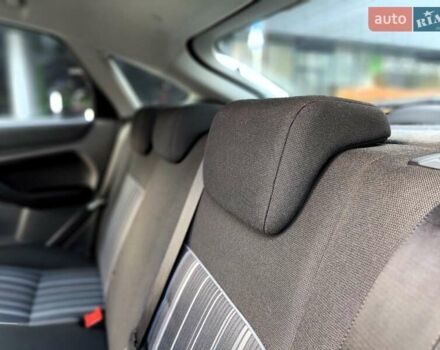 Форд Фокус 2008 в Киеве на Automoto.ua Серый Форд Фокус, объемом двигателя 1.6 л и пробегом 188 тыс. км за 5490 $, фото 47 на Automoto.ua