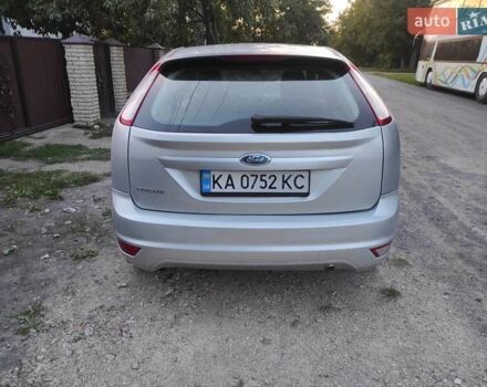 Сірий Форд Фокус, об'ємом двигуна 1.6 л та пробігом 332 тис. км за 5000 $, фото 5 на Automoto.ua