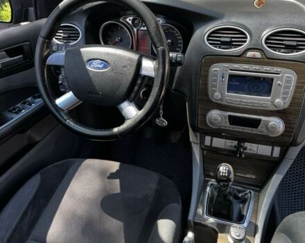 Серый Форд Фокус, объемом двигателя 1.6 л и пробегом 248 тыс. км за 5600 $, фото 7 на Automoto.ua