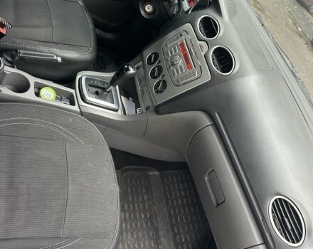 Серый Форд Фокус, объемом двигателя 1.6 л и пробегом 250 тыс. км за 3700 $, фото 9 на Automoto.ua