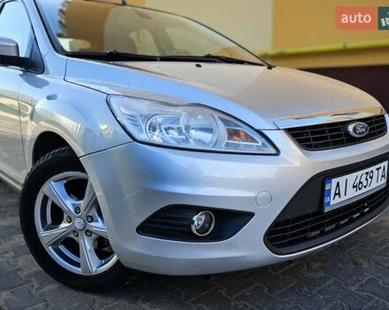 Серый Форд Фокус, объемом двигателя 1.6 л и пробегом 260 тыс. км за 5200 $, фото 2 на Automoto.ua