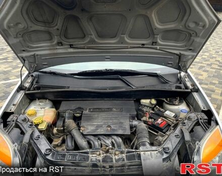 Сірий Форд Фокус, об'ємом двигуна 1.4 л та пробігом 133 тис. км за 3700 $, фото 12 на Automoto.ua