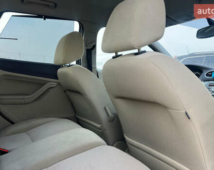 Серый Форд Фокус, объемом двигателя 1.6 л и пробегом 161 тыс. км за 6999 $, фото 19 на Automoto.ua