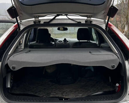 Серый Форд Фокус, объемом двигателя 1.6 л и пробегом 240 тыс. км за 5000 $, фото 39 на Automoto.ua