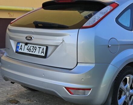 Серый Форд Фокус, объемом двигателя 1.6 л и пробегом 250 тыс. км за 5200 $, фото 7 на Automoto.ua