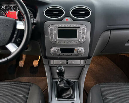 Форд Фокус 2009 у Стрые на Automoto.ua Сірий Форд Фокус, об'ємом двигуна 1.6 л та пробігом 221 тис. км за 5750 $, фото 28 на Automoto.ua